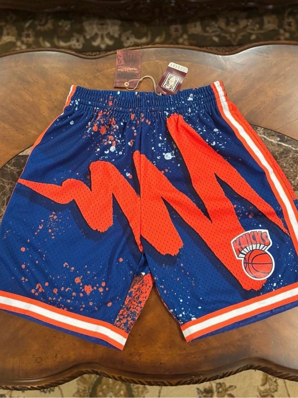 New York Knicks Mitchell & Ness Shorts 
New With Tags Size Medium